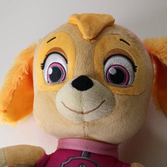 Paw Patrol Snuggle Up Pup Skye Bedtime Pal Flashlight Talking Puppy Plush - Picture 8 of 15